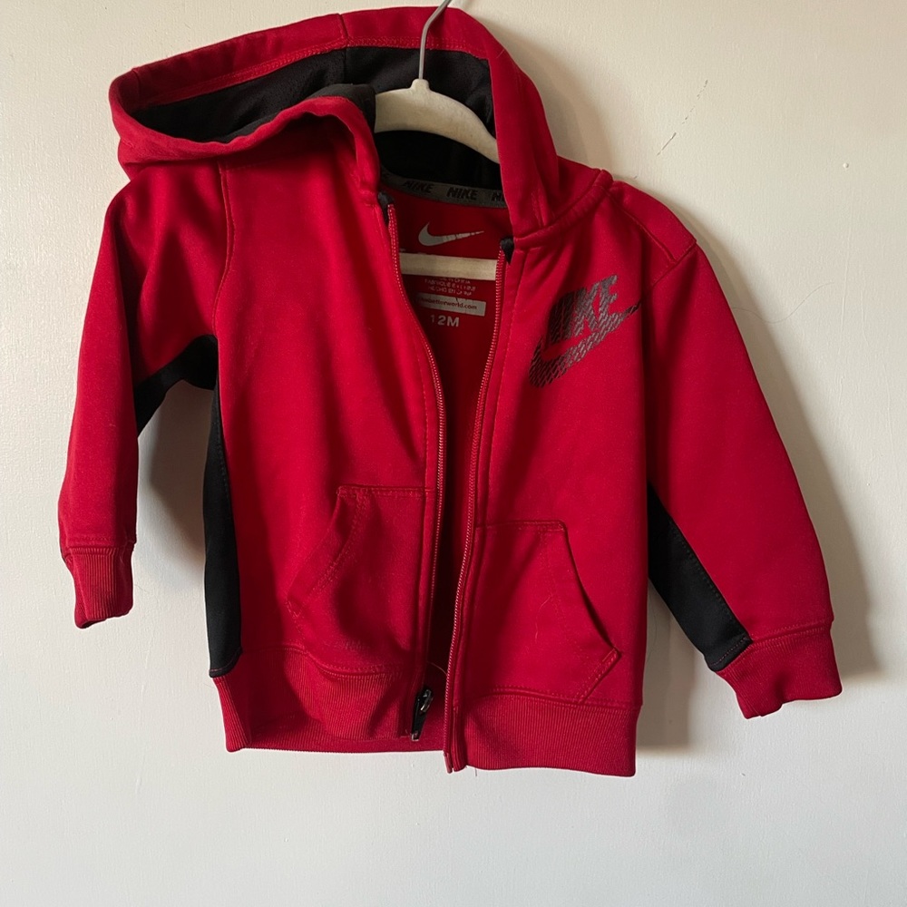 Nike Therma-Fit Hoodie